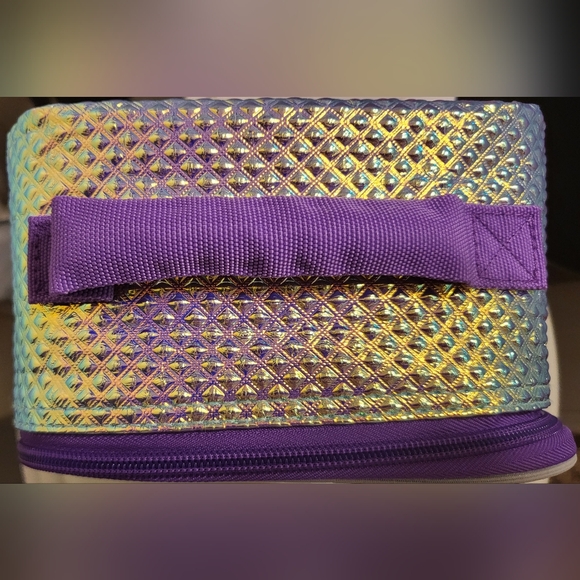 L.O.L Lunch Box! - Picture 3 of 6